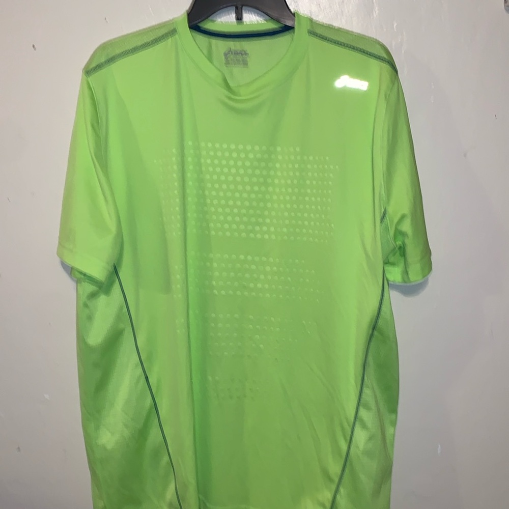 Oasics workout shirt for men